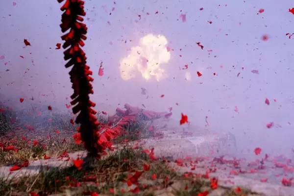 财神节接财神！今天的青岛会比过年还热闹！你准备好晚上听鞭炮声了吗？