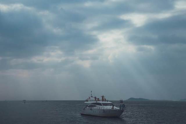 碧海蓝天，阳光沙滩，在三亚用最慵懒的方式过最美的流年