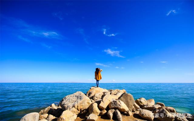 水瓶座：流年如此匆忙，即使悲欢离合，又有何妨