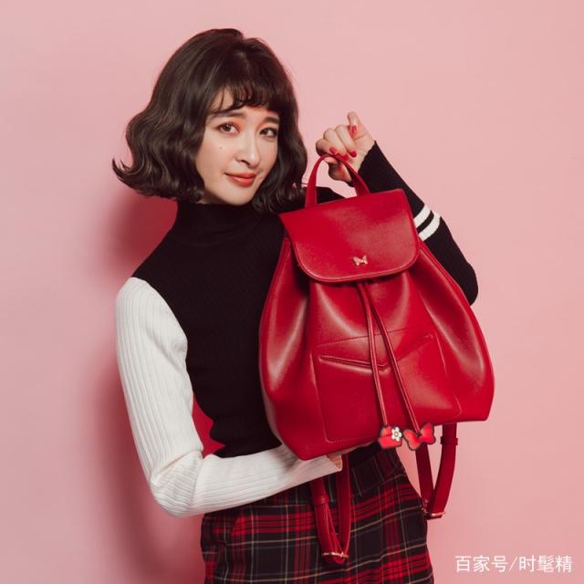 2019女人不能错过“开运红”包包，搭新衣服很惊艳，背上走好运！