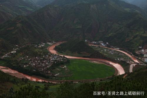 易有三易，只有周易流传下来了，其它两种易和周易有什么不同