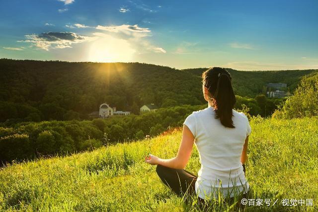 属猪本命佛是什么：生肖猪的守护神阿弥陀佛