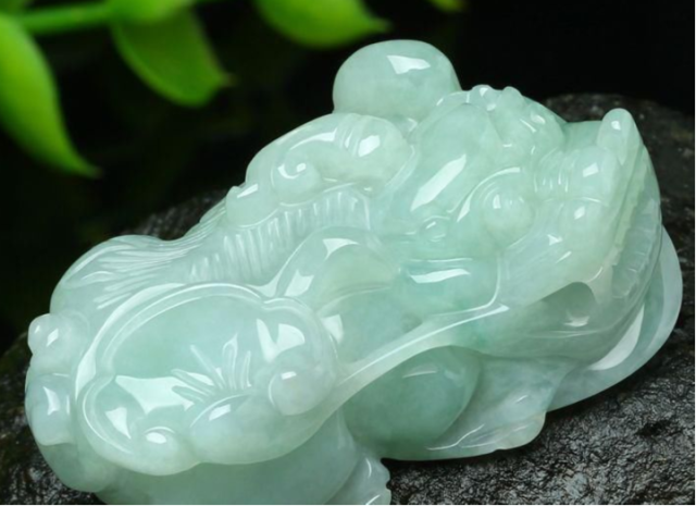 12星座专属“幸运石”，水瓶座紫水晶，金牛座冰晶石