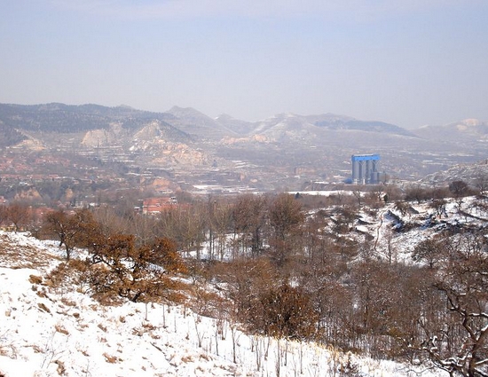  梦见山中积雪