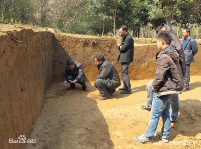 百米小山竟是“风水宝地”，这里葬着3位帝王 18位楚王 11位辽王