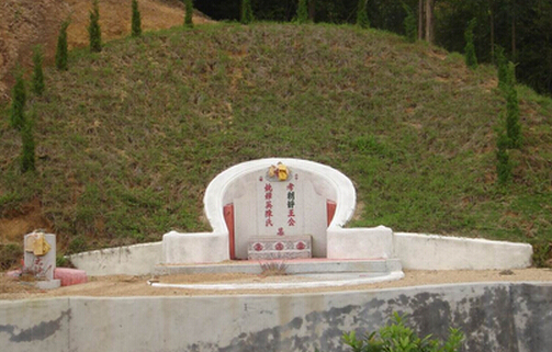 风水学讲解风水选墓地的标准