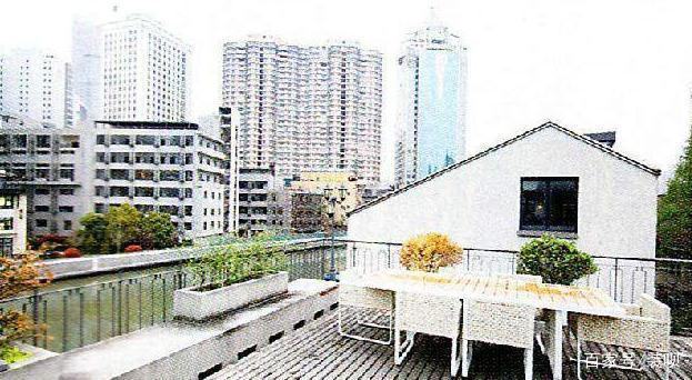 刘嘉玲上海亿万豪宅如“故宫”，藏品一堆，还有12生肖兽首做摆阵