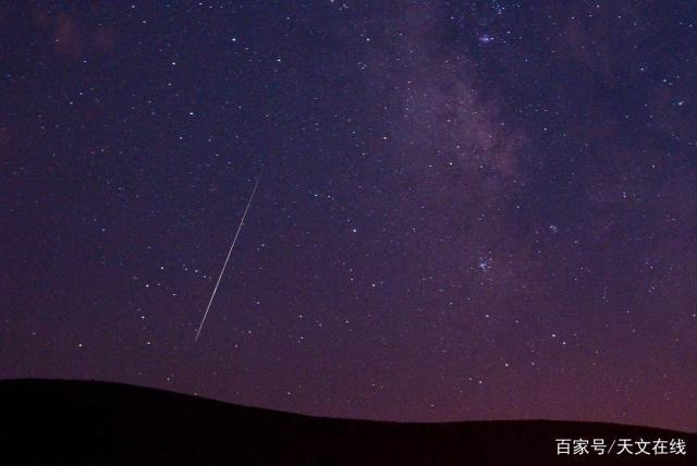 请定好您的闹钟，本周五，摩羯座α流星雨将达到最大峰值