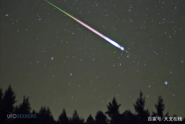 请定好您的闹钟，本周五，摩羯座α流星雨将达到最大峰值