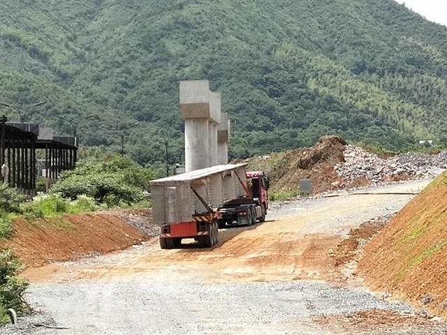 台风过境第一片梁板开运 杭州“二绕”杭绍段复工