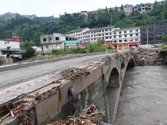 大地震后援建的这五座“连心桥”屹立不倒搭起五条救援生命线