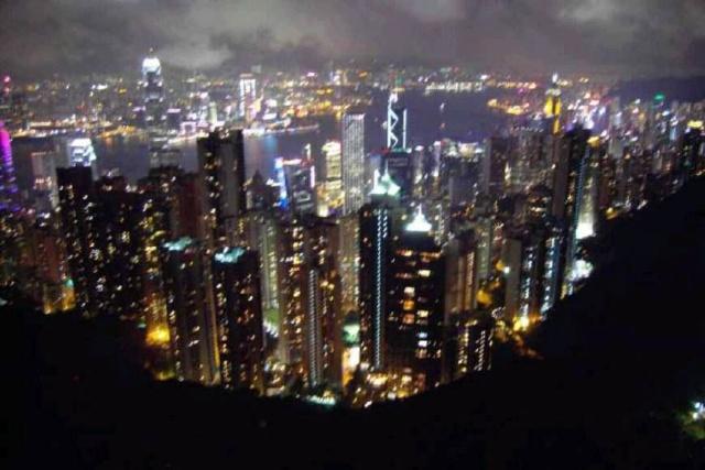 《为什么说香港是继承与发展中国繁体汉字的风水宝地？！》
